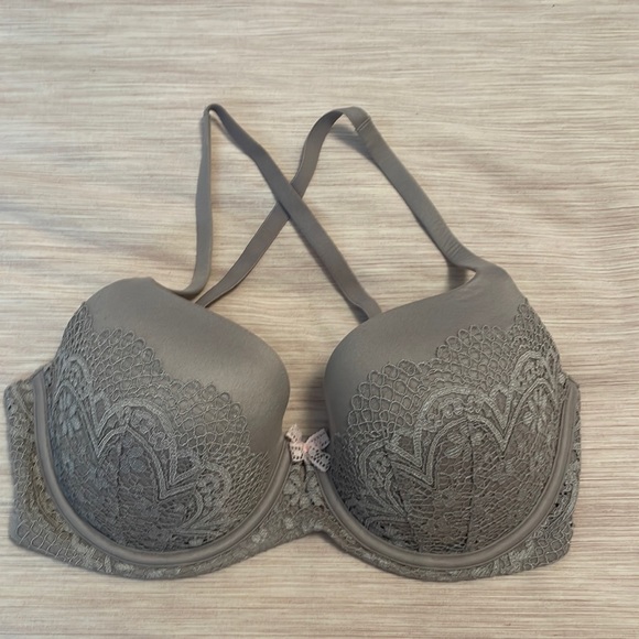 Victoria’s Secret Lined Demi Bra 34DD - Picture 1 of 7